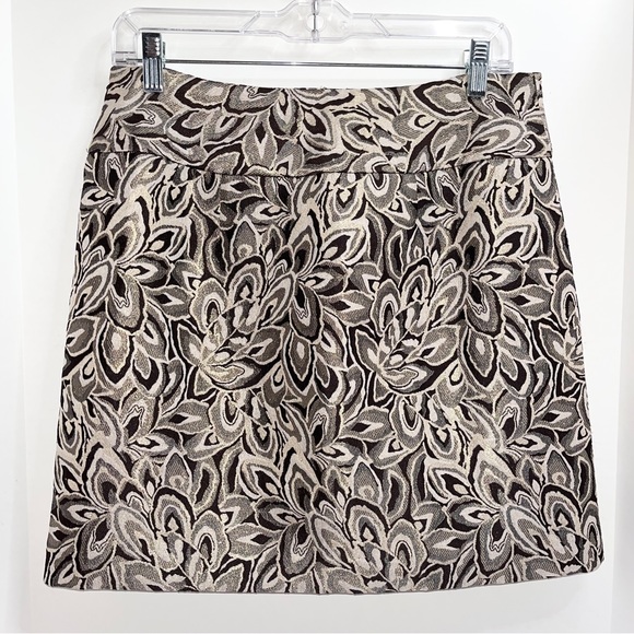 Ann Taylor LOFT skirt, brown/cream/gold metallic print, zipper on side, lined - Picture 4 of 9